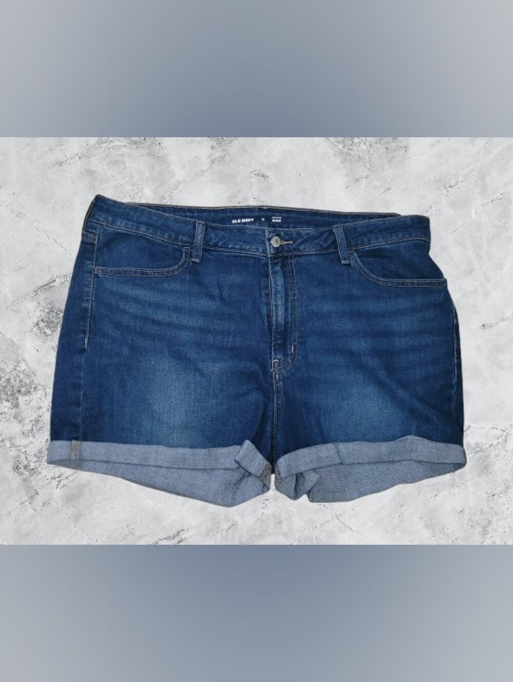 Old Navy WOW HIGH-RISE JEAN Cuffed SHORTS, WOMEN'S SIZE 18